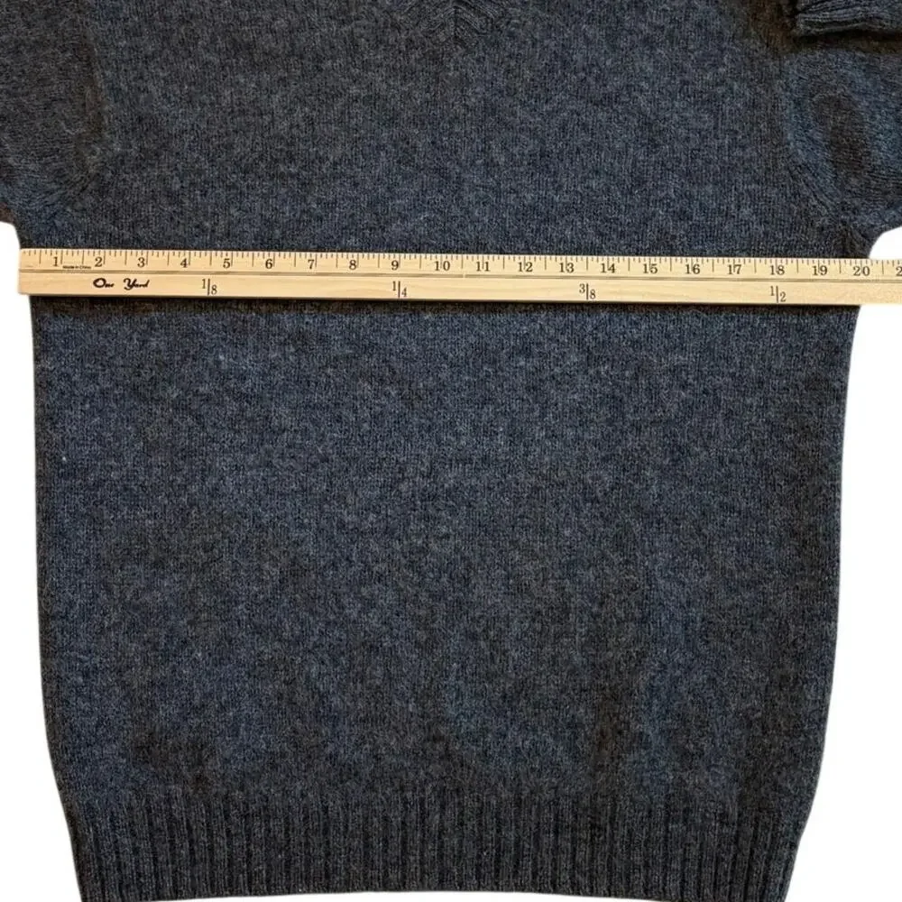 J Crew Sweater Mens Small Gray 100% Wool Crew Neck Pullover Minimalist Preppy